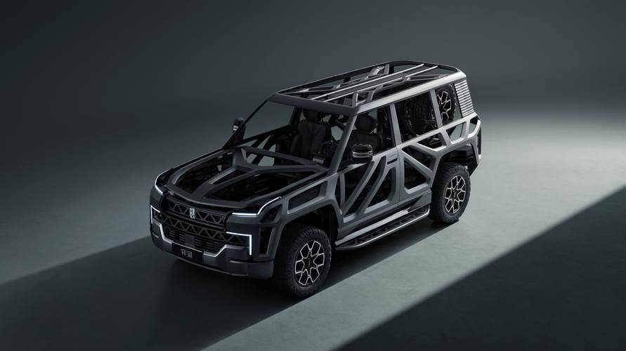 广州45仰望U8硬派越野的科技魅力，国能汽车对传统燃油车市场的冲击